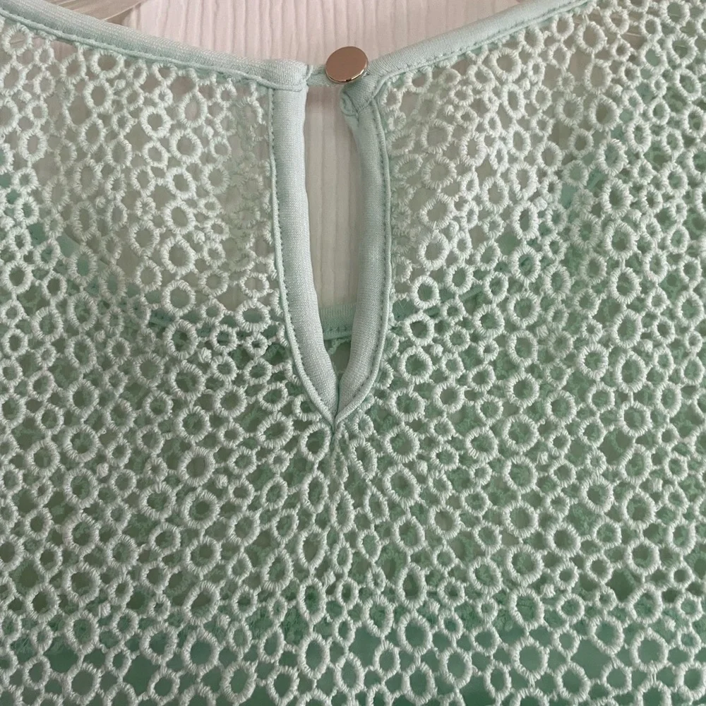 Calvin Klein mint green sleeveless top - Picture 2 of 6